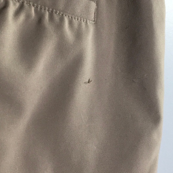 Adidas shorts men’s size 40 tan 100% polyester flat front thin fabric - Picture 7 of 14